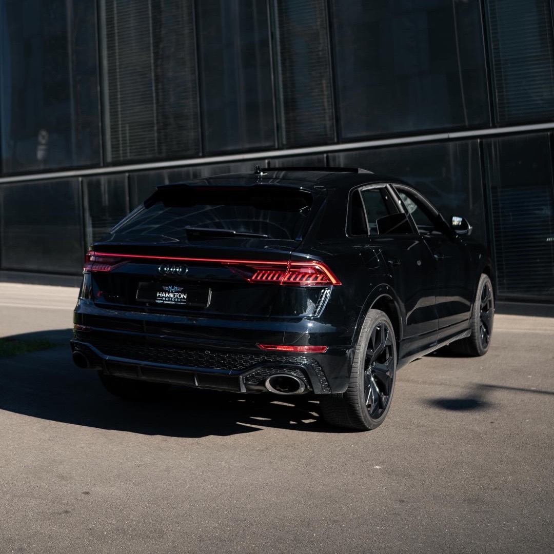 Audi RS Q8 Gallery Image