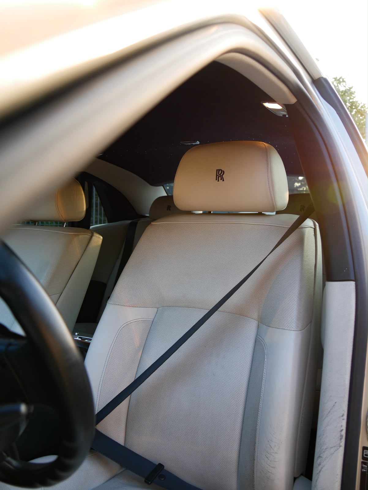 Rolls-Royce Gallery Image