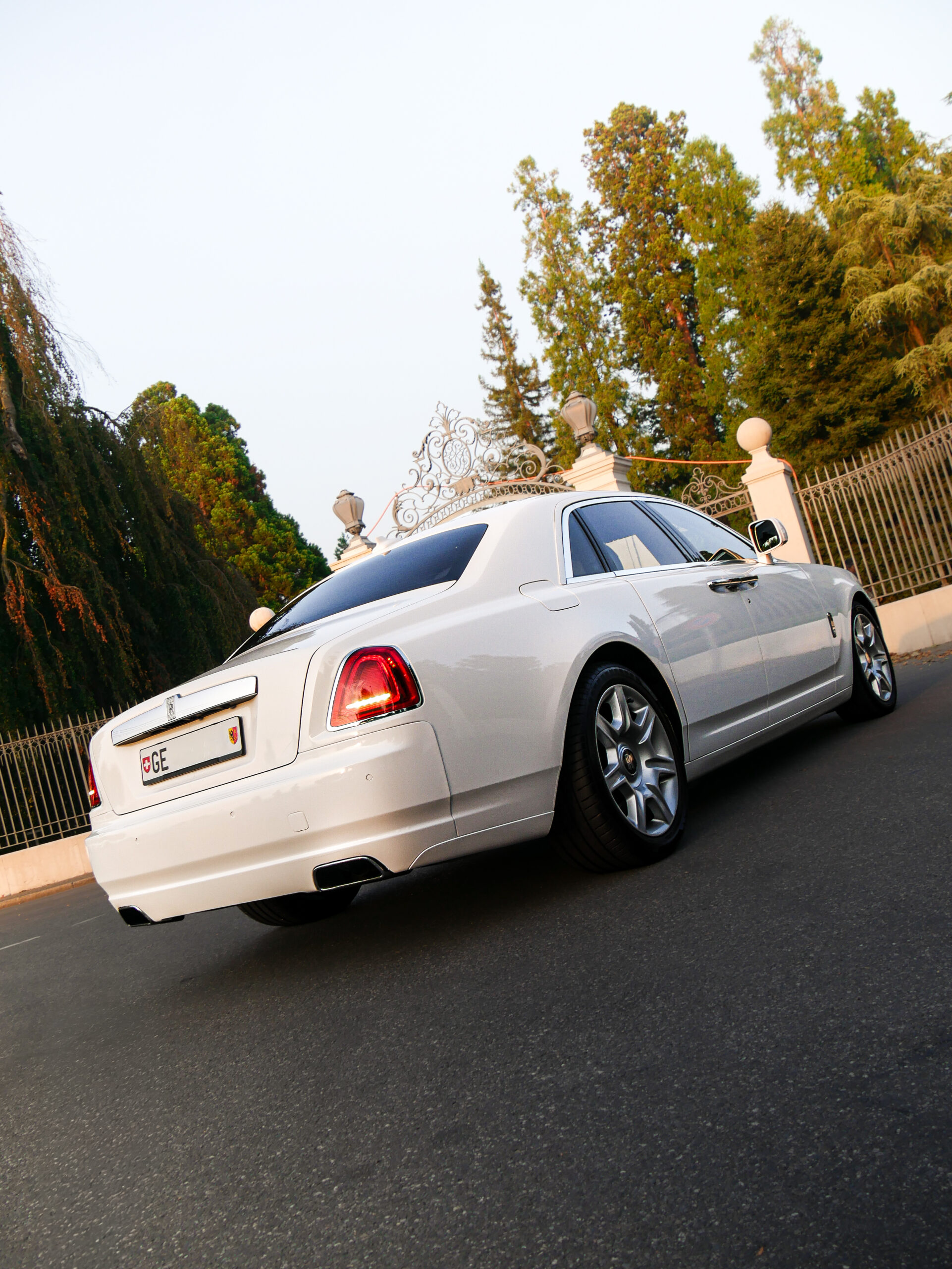Rolls-Royce Gallery Image